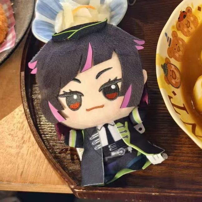 ตุ๊กตาลิเลีย แวนรูจ ขนาด 10 ซม - Anime Merchandise For Sale บทวิจารณ์และราคา
